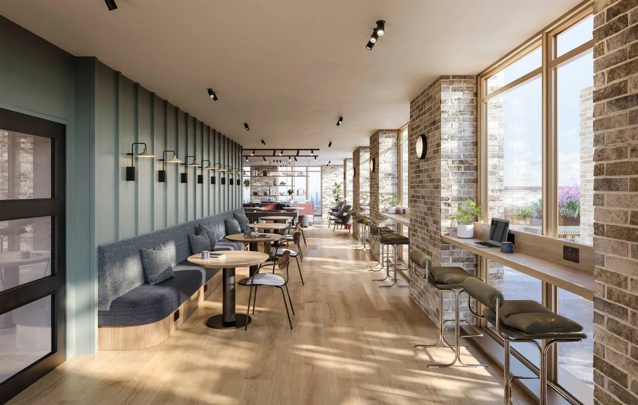The Drive, London, W3, photo 8