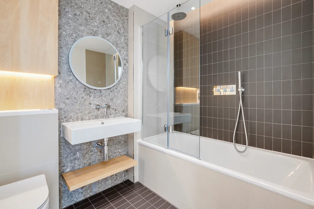 York Place, London, SW11, photo 9