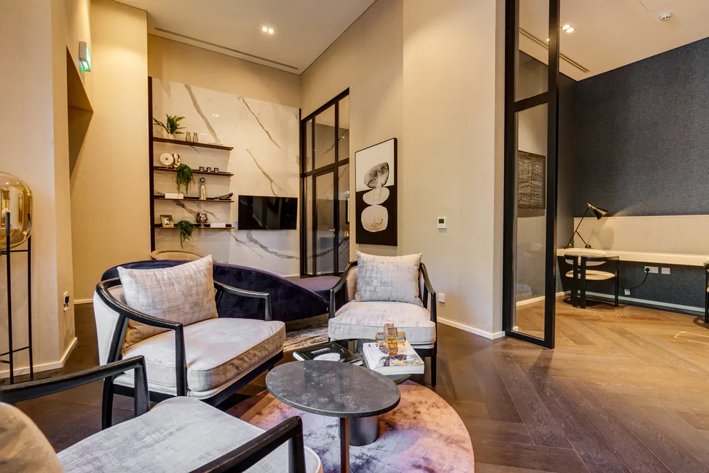York Place, London, SW11, photo 12