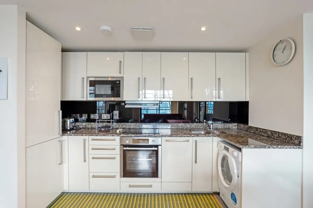 Chrisp Street, E14, photo 2