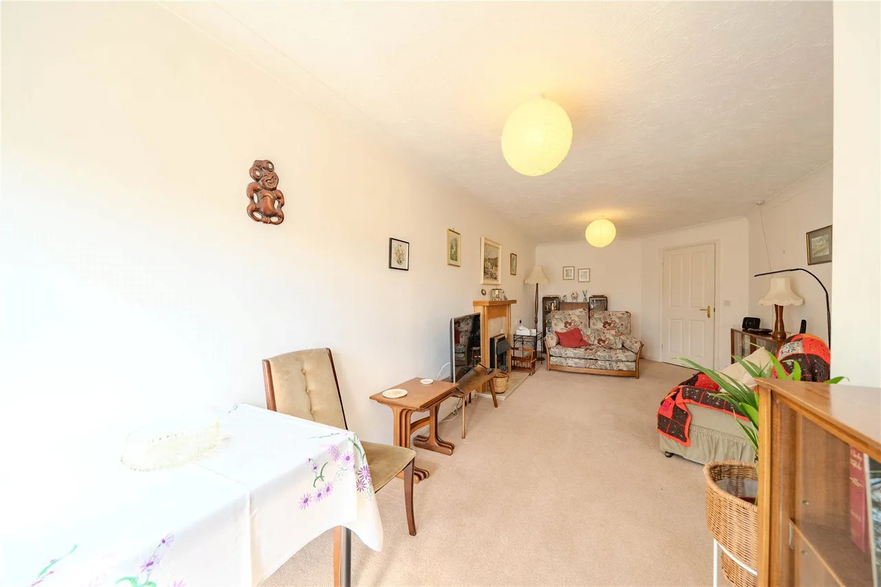 St Edmunds Court, Leeds, LS8, photo 6