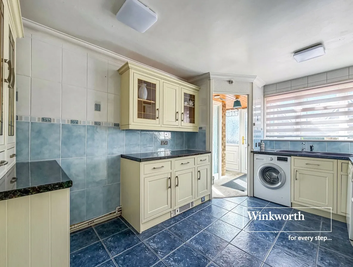 Heathfield Road, West Moors, Ferndown, Dorset, BH22, photo 11