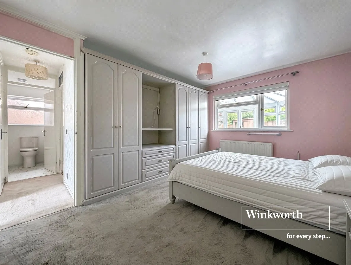 Heathfield Road, West Moors, Ferndown, Dorset, BH22, photo 6