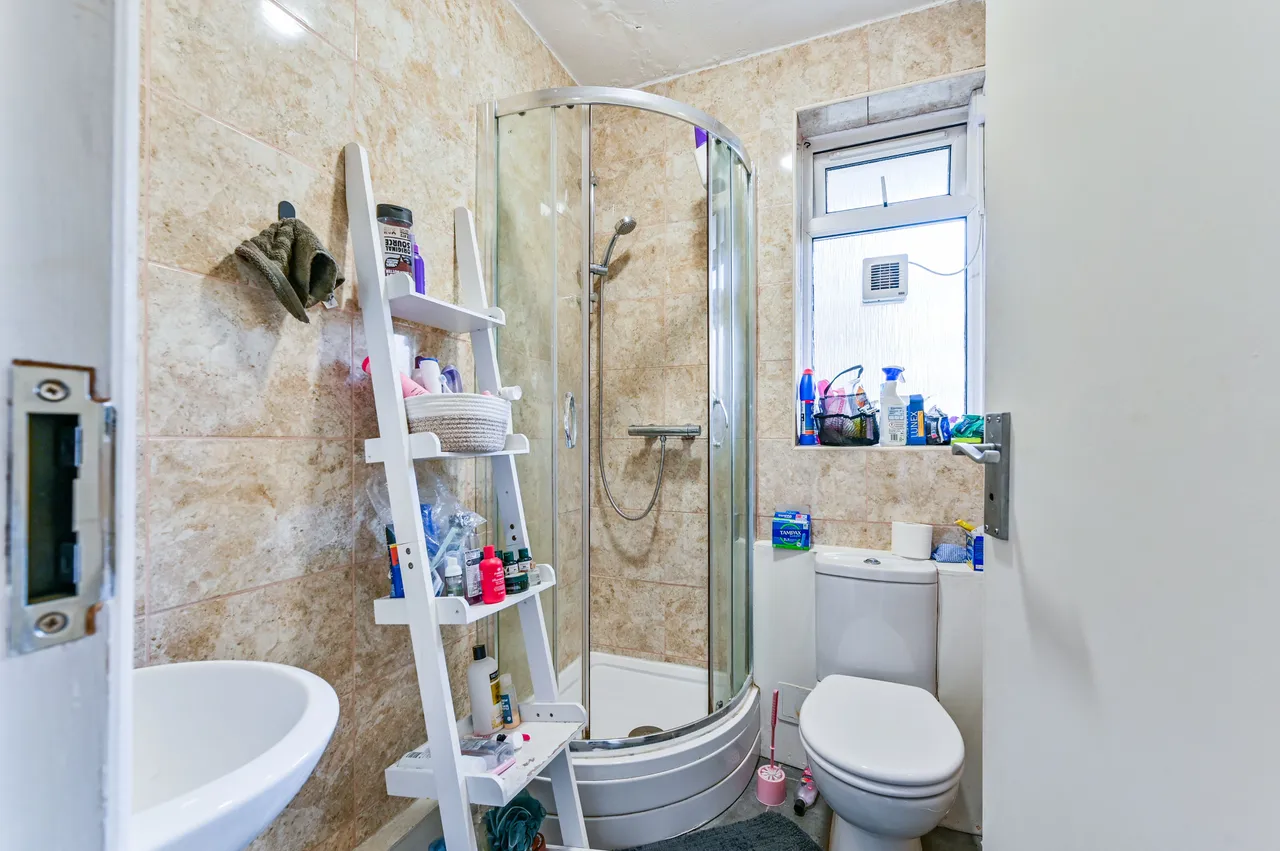 5 Bridgeway Street, London, photo 5