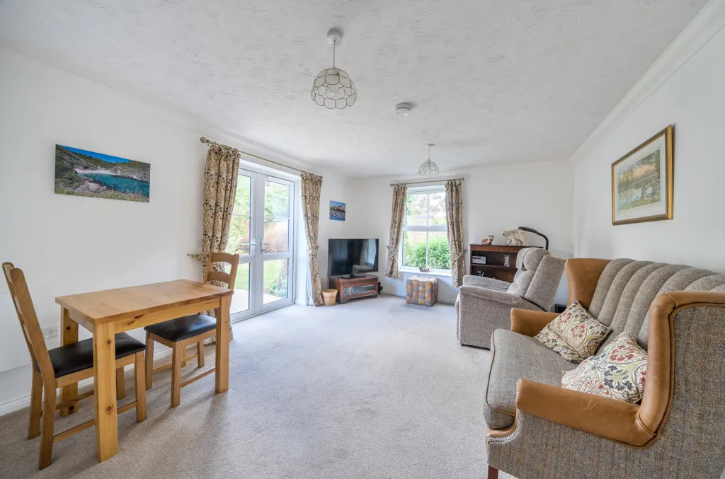 Water Lane, Towcester, Northamptonshire, NN12 6HR, photo 3