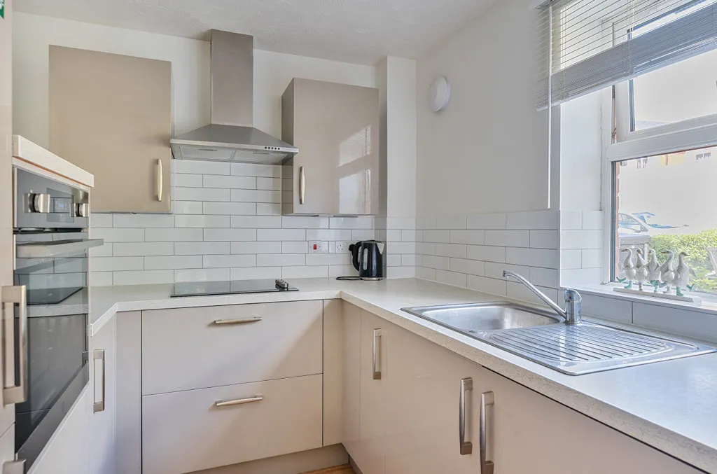 Water Lane, Towcester, Northamptonshire, NN12 6HR, photo 7