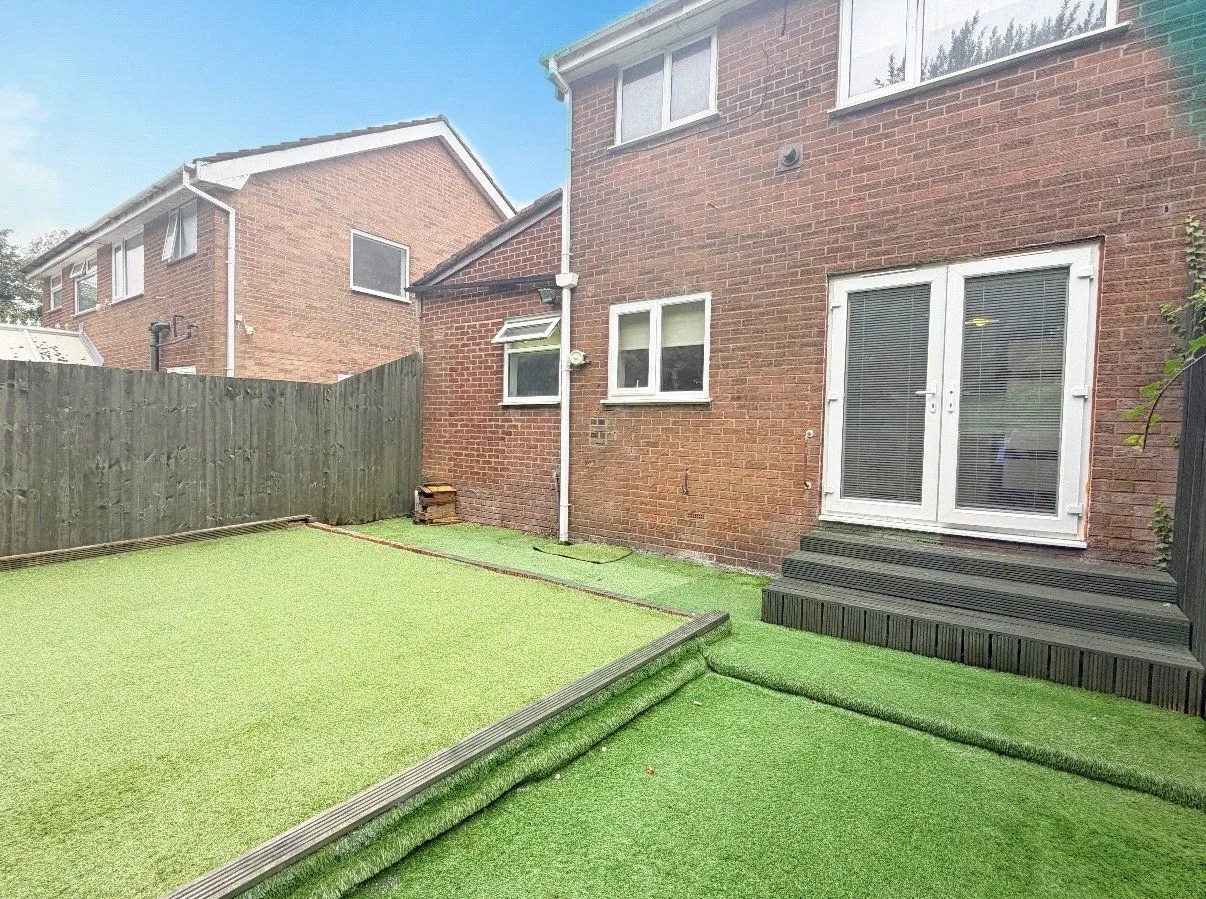 Thorn Close, Heywood, OL10, photo 16