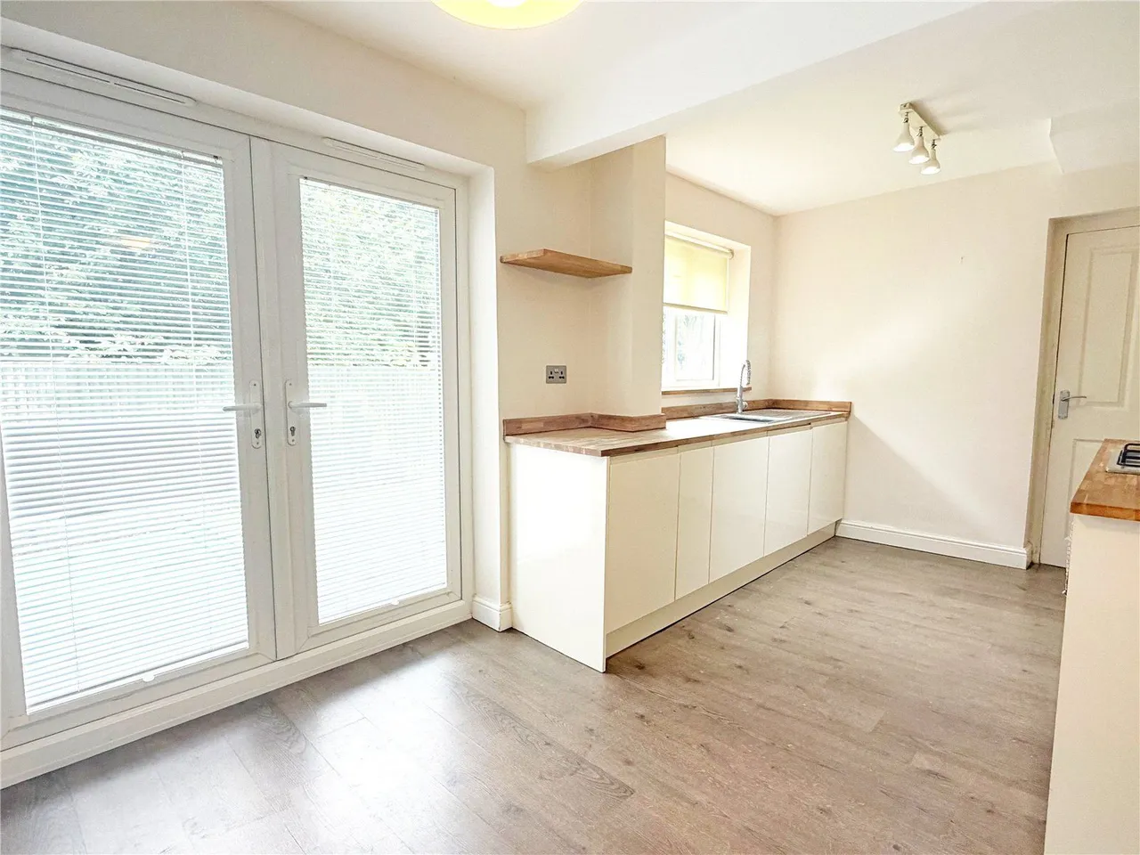 3 bed house for sale, Thorn Close, Heywood, OL10