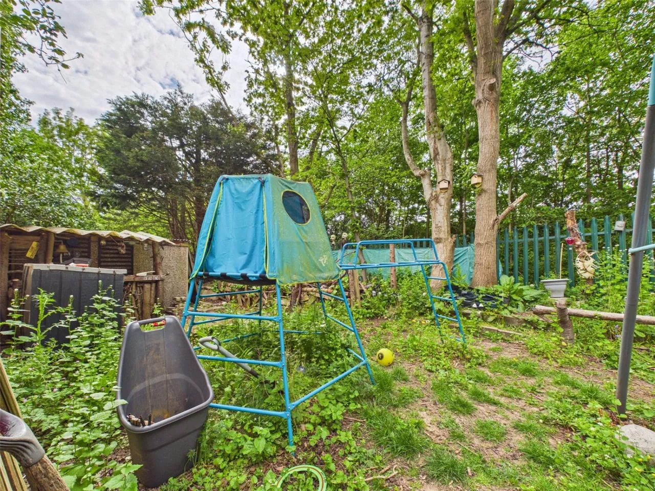 Todd Close, Nottingham, NG11, photo 15