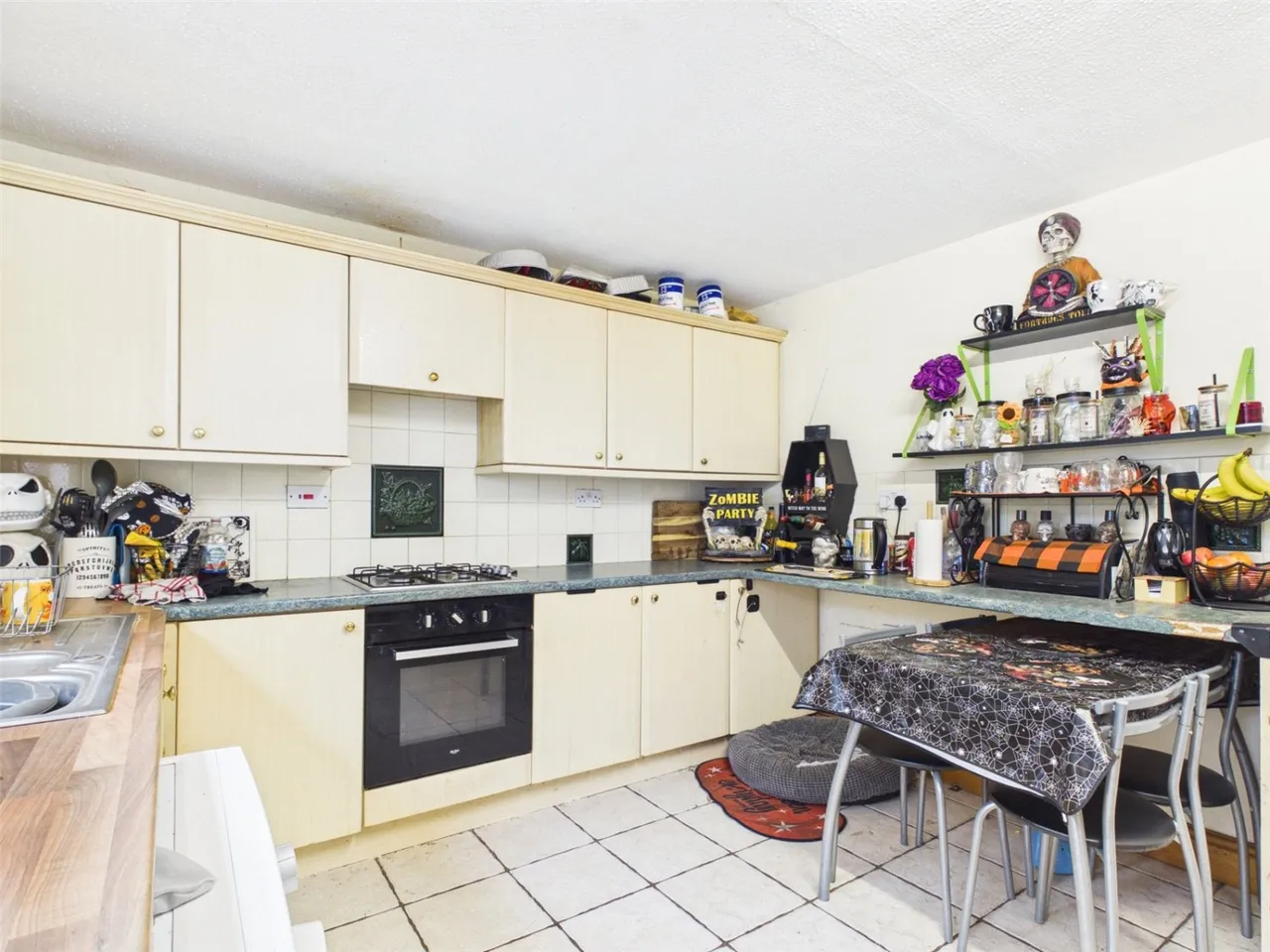 Todd Close, Nottingham, NG11, photo 8