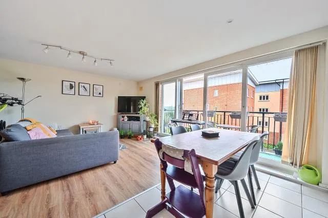 Tadros Court, High Wycombe, HP13, photo 11