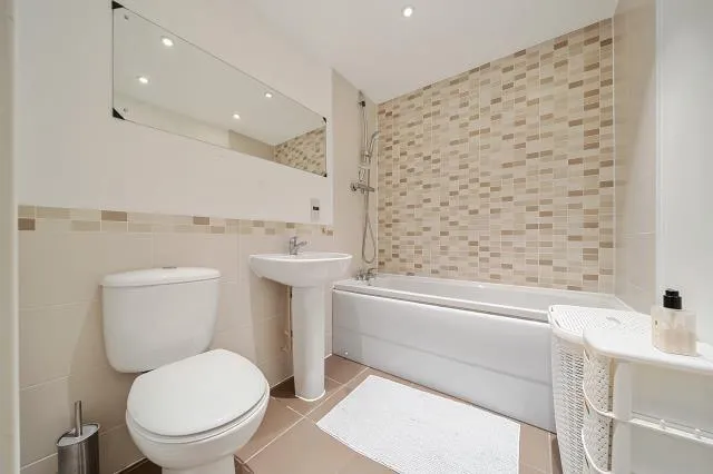Tadros Court, High Wycombe, HP13, photo 10