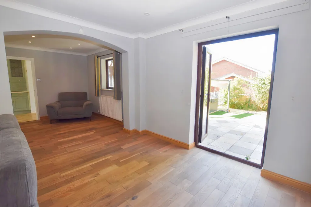 Chestnut Road, Loggerheads, photo 8