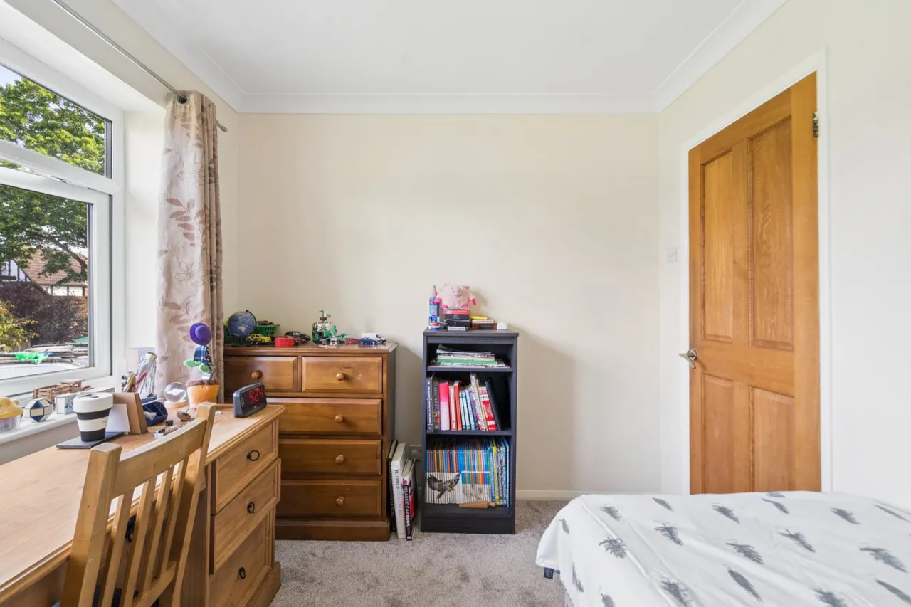 Peterhill Close, Chalfont St. Peter, SL9, photo 7