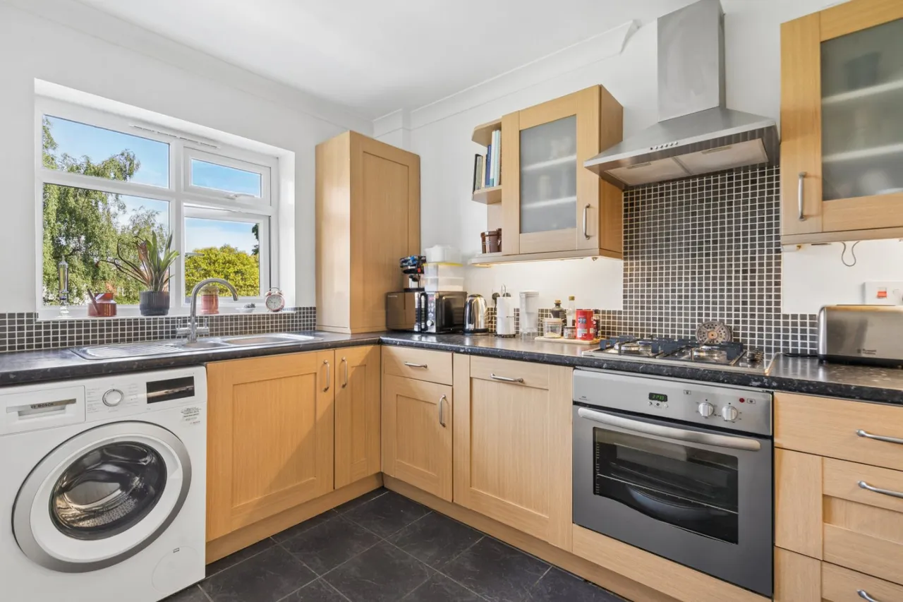 Peterhill Close, Chalfont St. Peter, SL9, photo 17