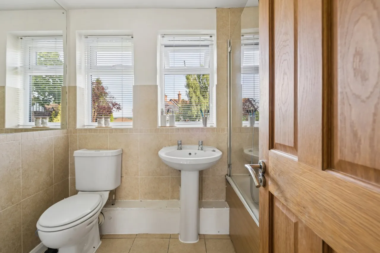 Peterhill Close, Chalfont St. Peter, SL9, photo 8