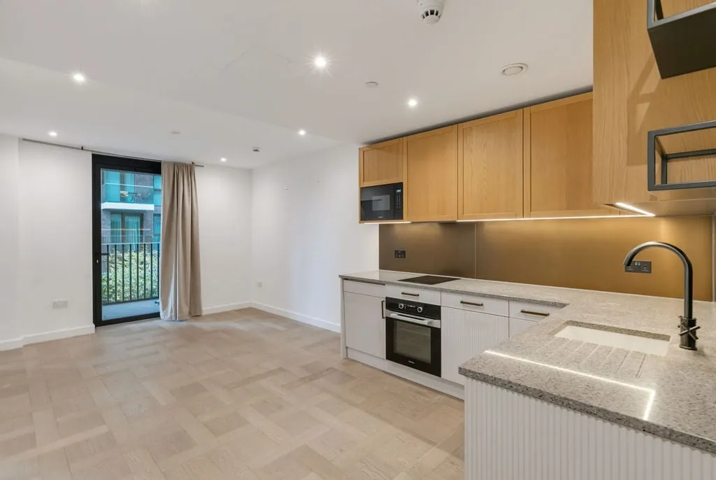 1 bed flat to rent, Merino Gardens, London, E1W