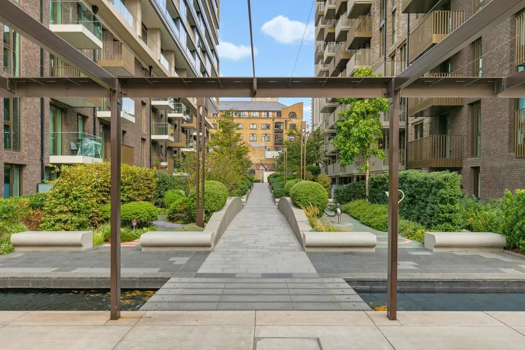 Merino Gardens, London, E1W, photo 12