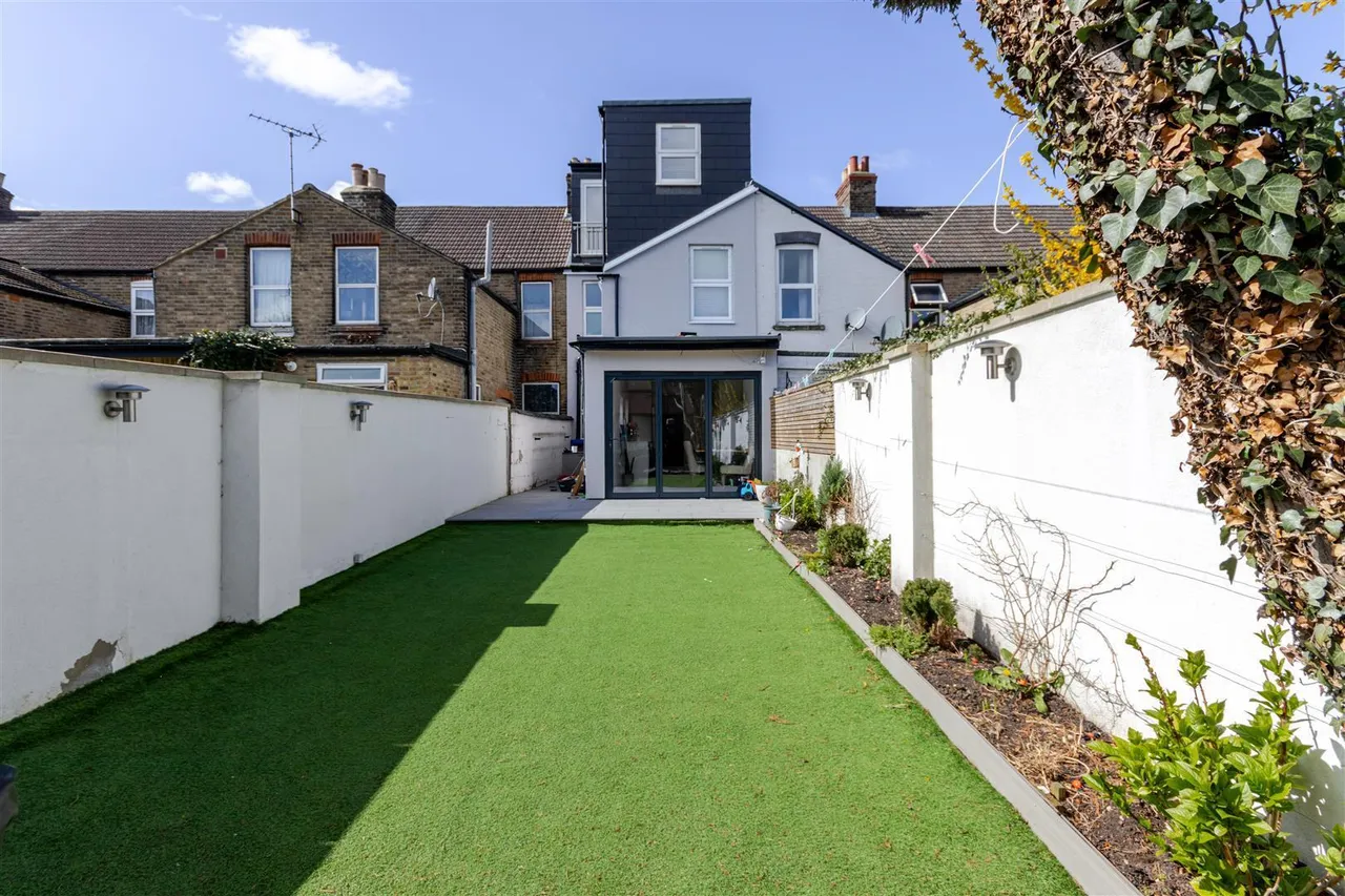 Mill Avenue, Uxbridge, photo 10
