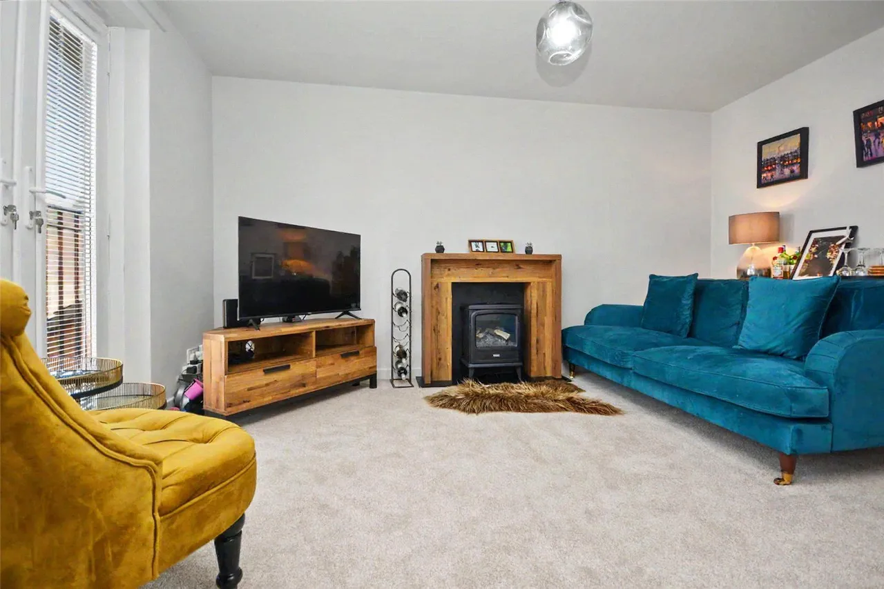 Lady Park Court, Leeds, LS17, photo 8
