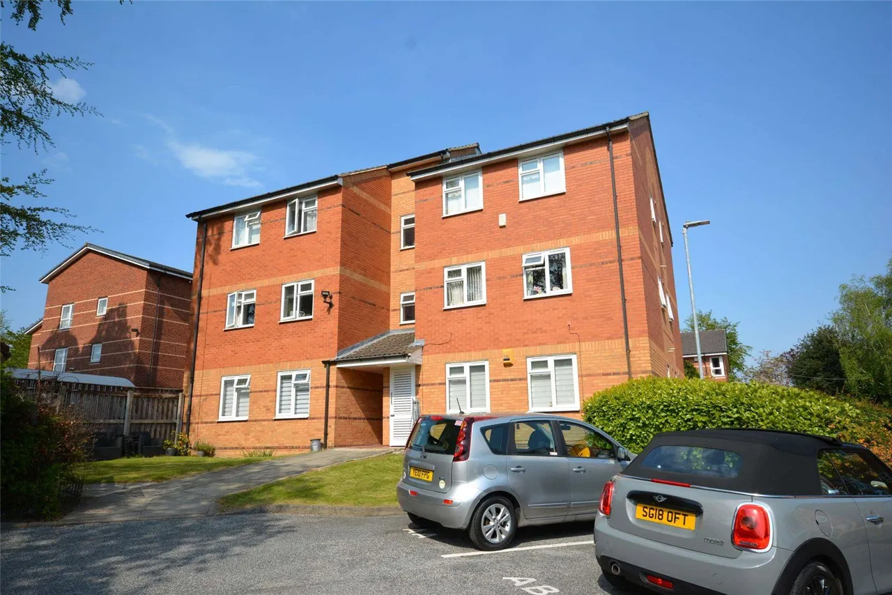 Lady Park Court, Leeds, LS17, photo 13