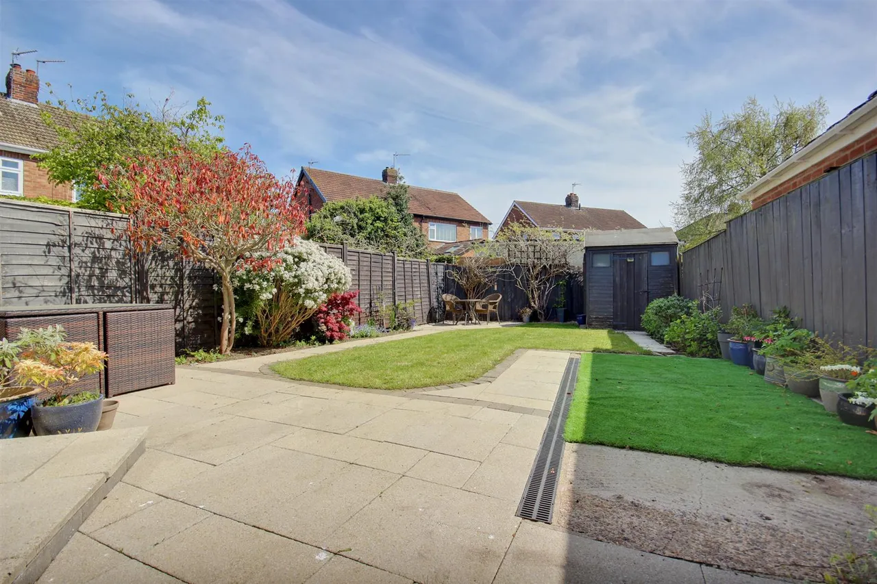 Molescroft Drive, Beverley, photo 18