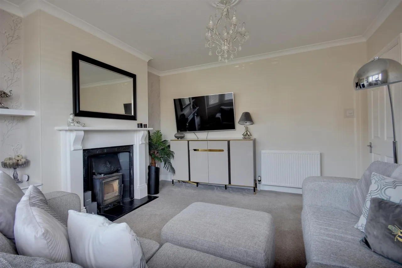 Molescroft Drive, Beverley, photo 13