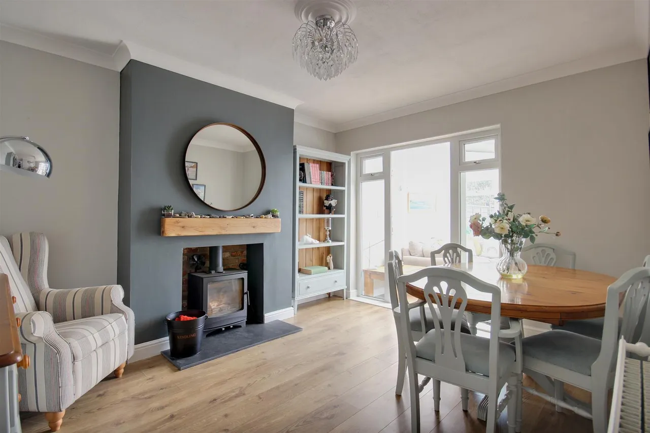Molescroft Drive, Beverley, photo 4