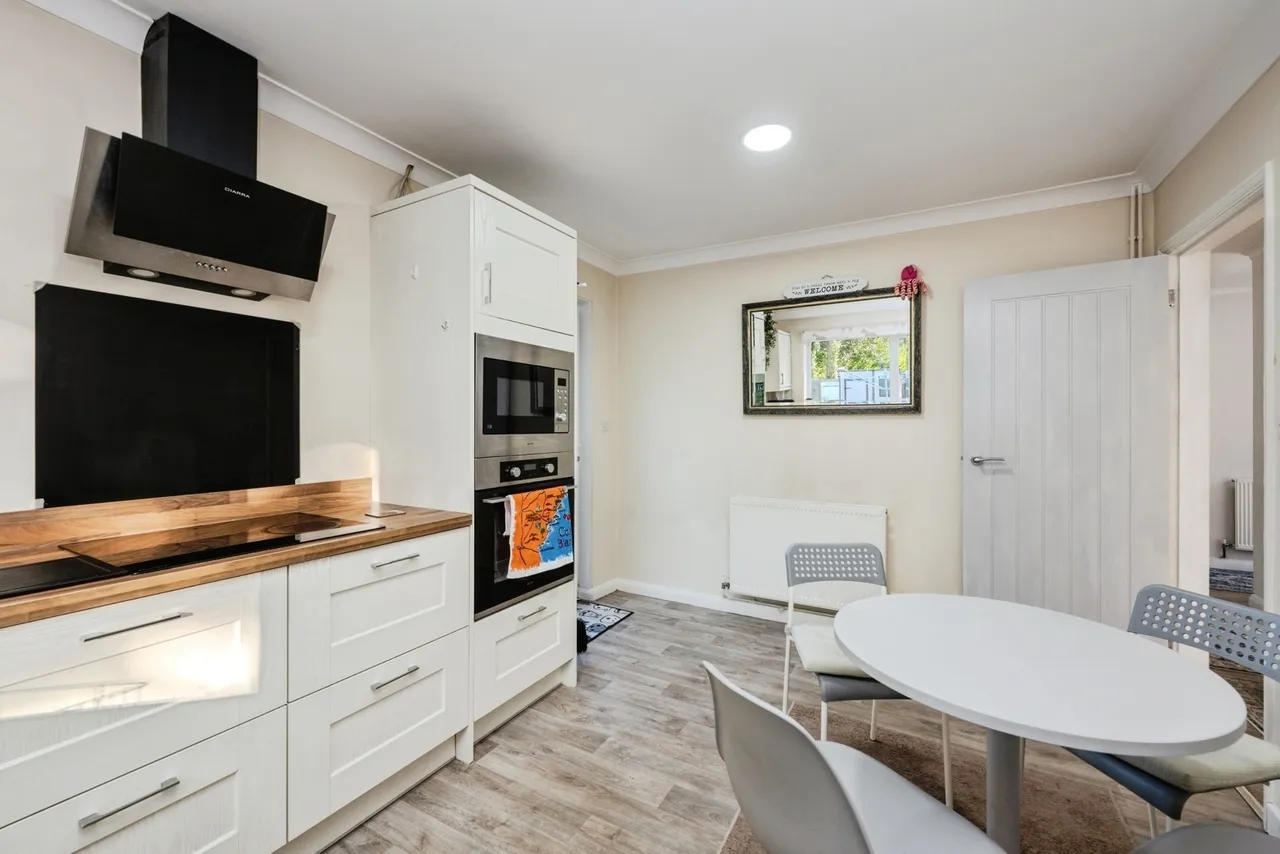 Glynhir Road, Pontarddulais, SA4, photo 11