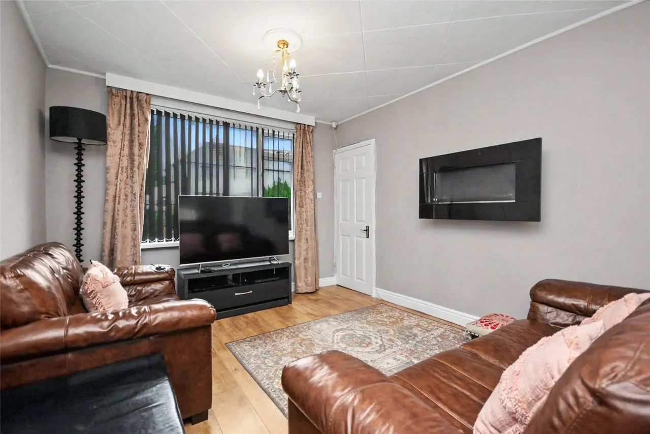 Tynwald Drive, Leeds, LS17, photo 14