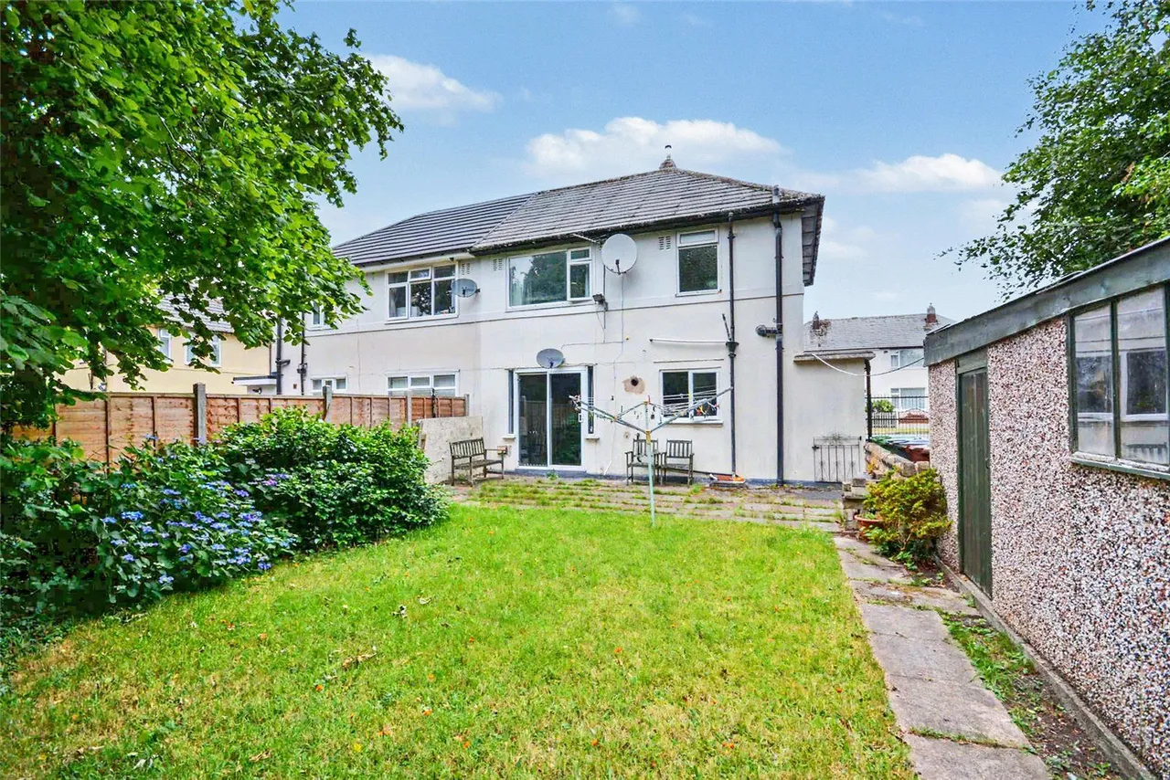 Tynwald Drive, Leeds, LS17, photo 9