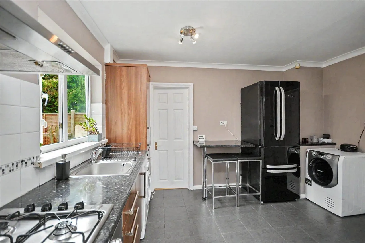 Tynwald Drive, Leeds, LS17, photo 3
