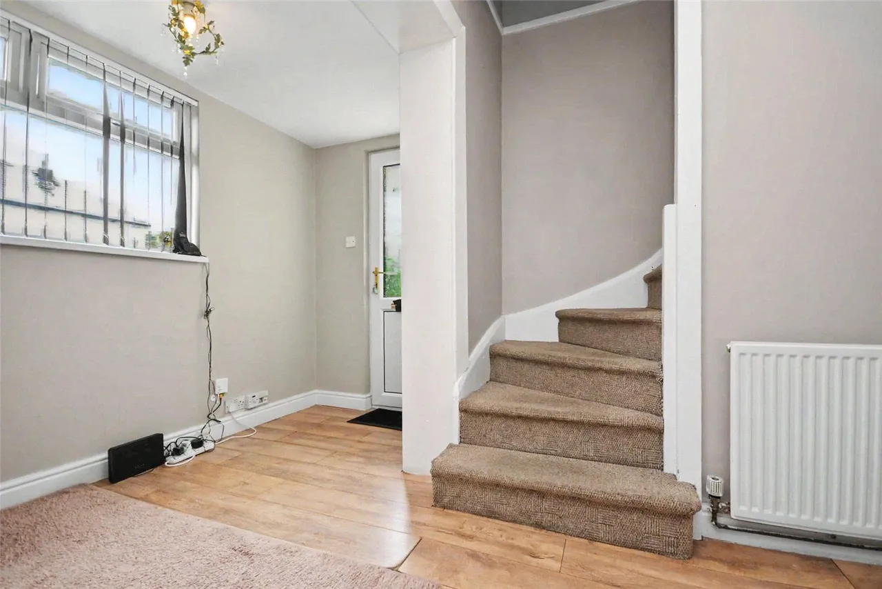 Tynwald Drive, Leeds, LS17, photo 12