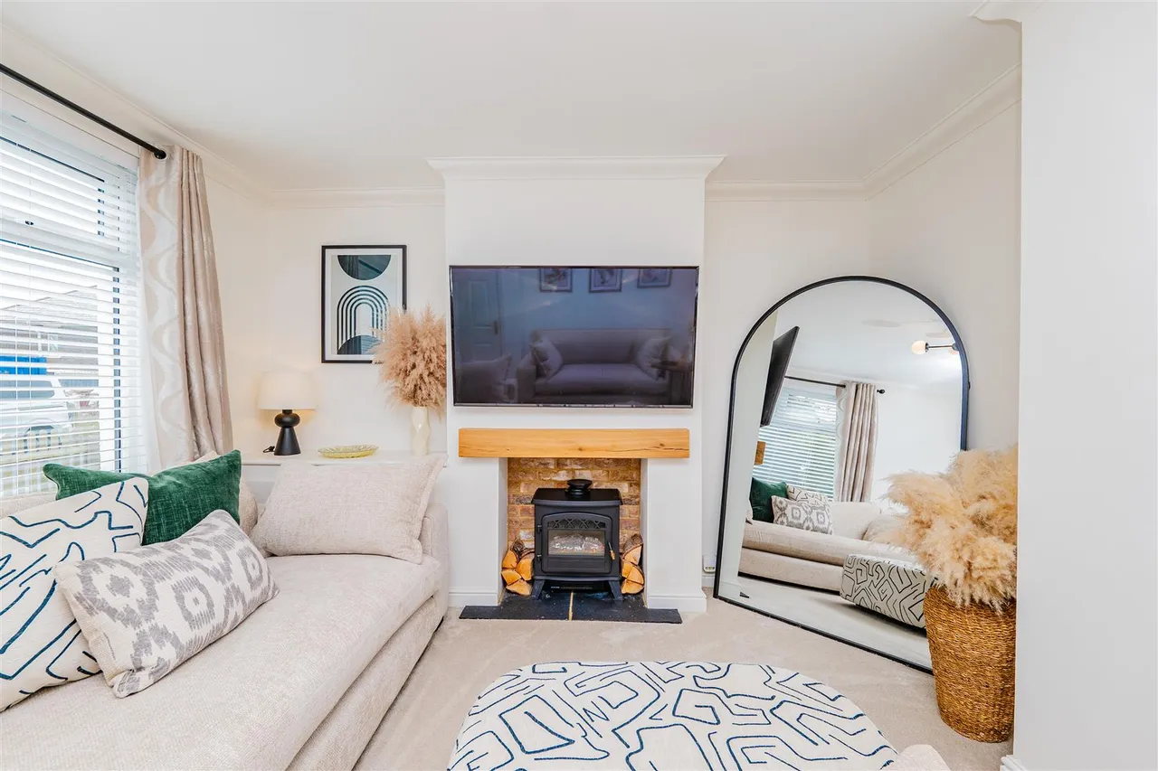 North Walk, Barry, CF62 8BX, photo 8