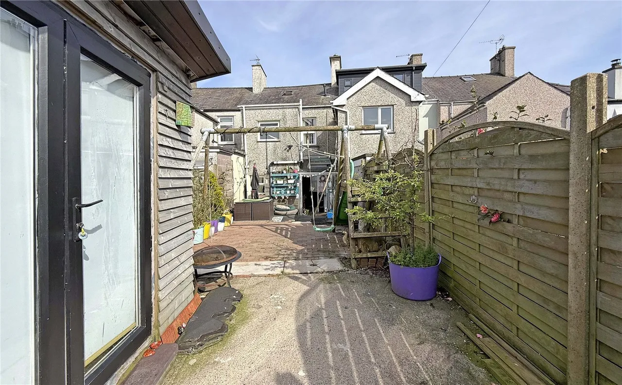 Clynnog Road, Penygroes, photo 17