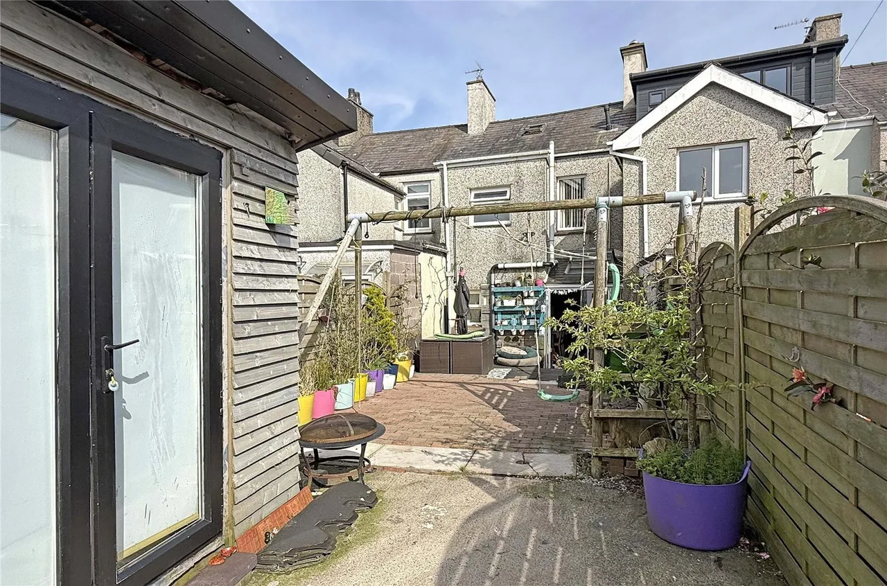 Clynnog Road, Penygroes, photo 16