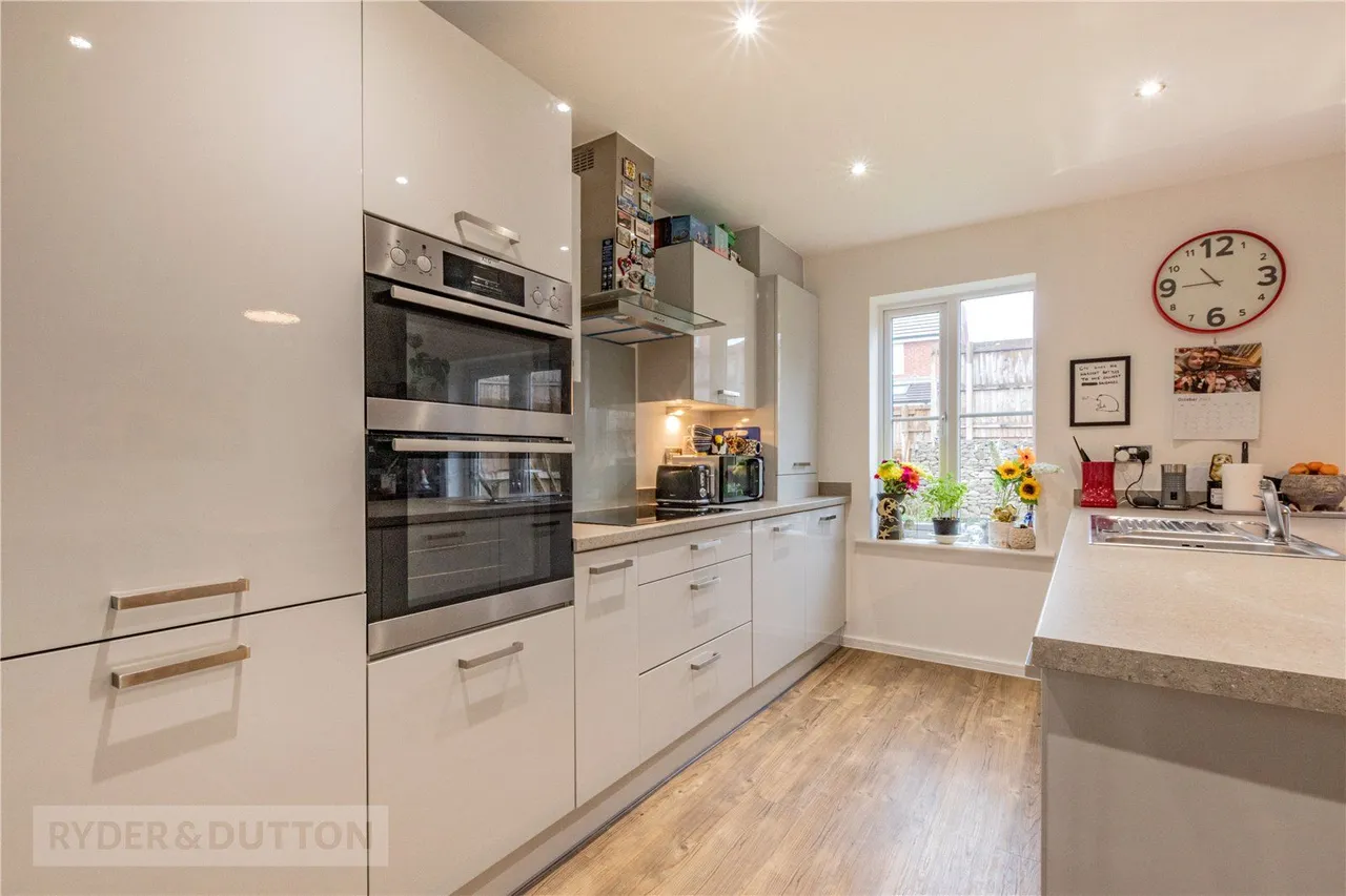 Moor Farm Close, Chadderton, OL9, photo 8