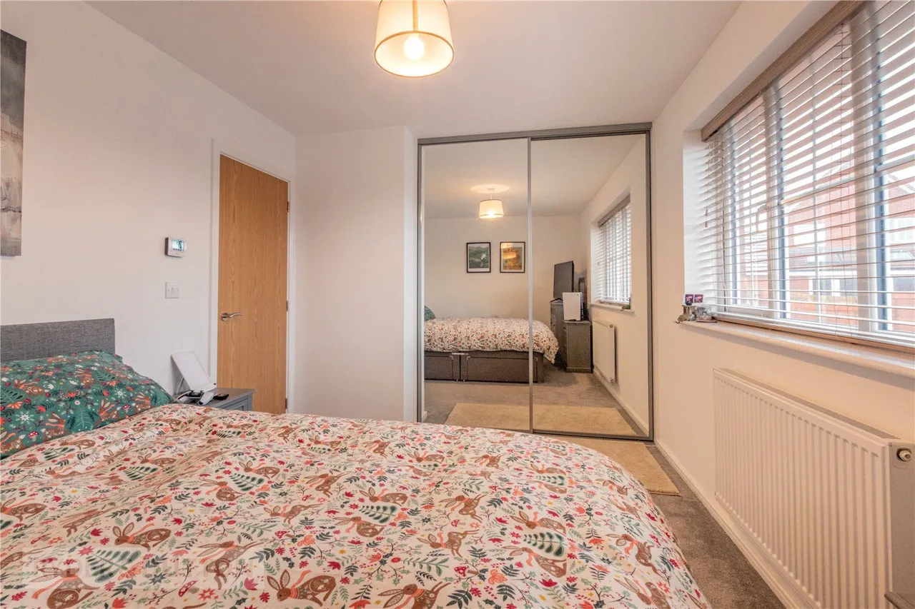 Moor Farm Close, Chadderton, OL9, photo 12