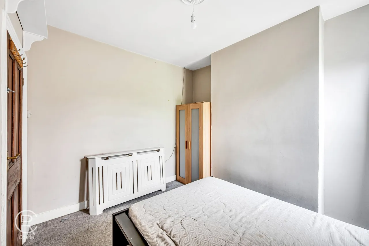 Greenford Avenue, London, W7, photo 6