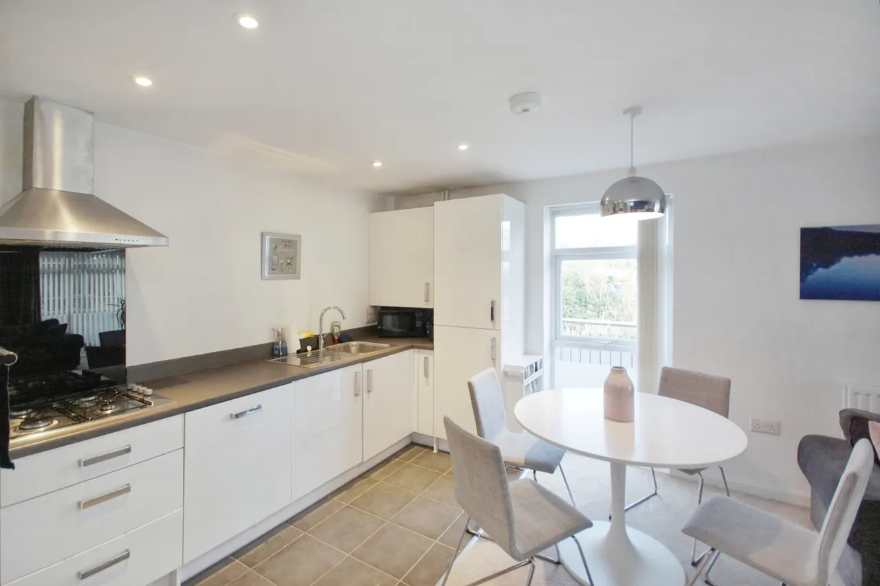 Wood Street, Patchway, Bristol, BS34, photo 2