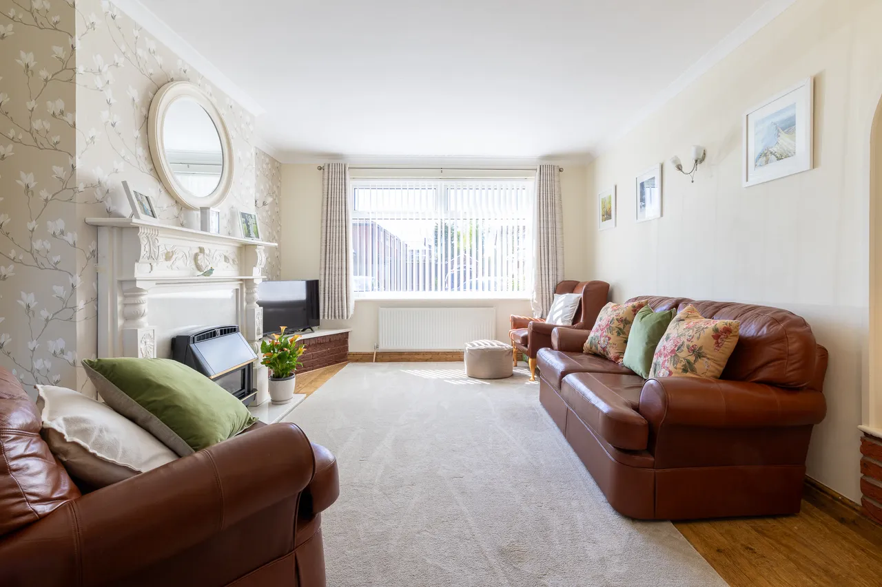 Manor Close, Garswood, WN4, photo 8