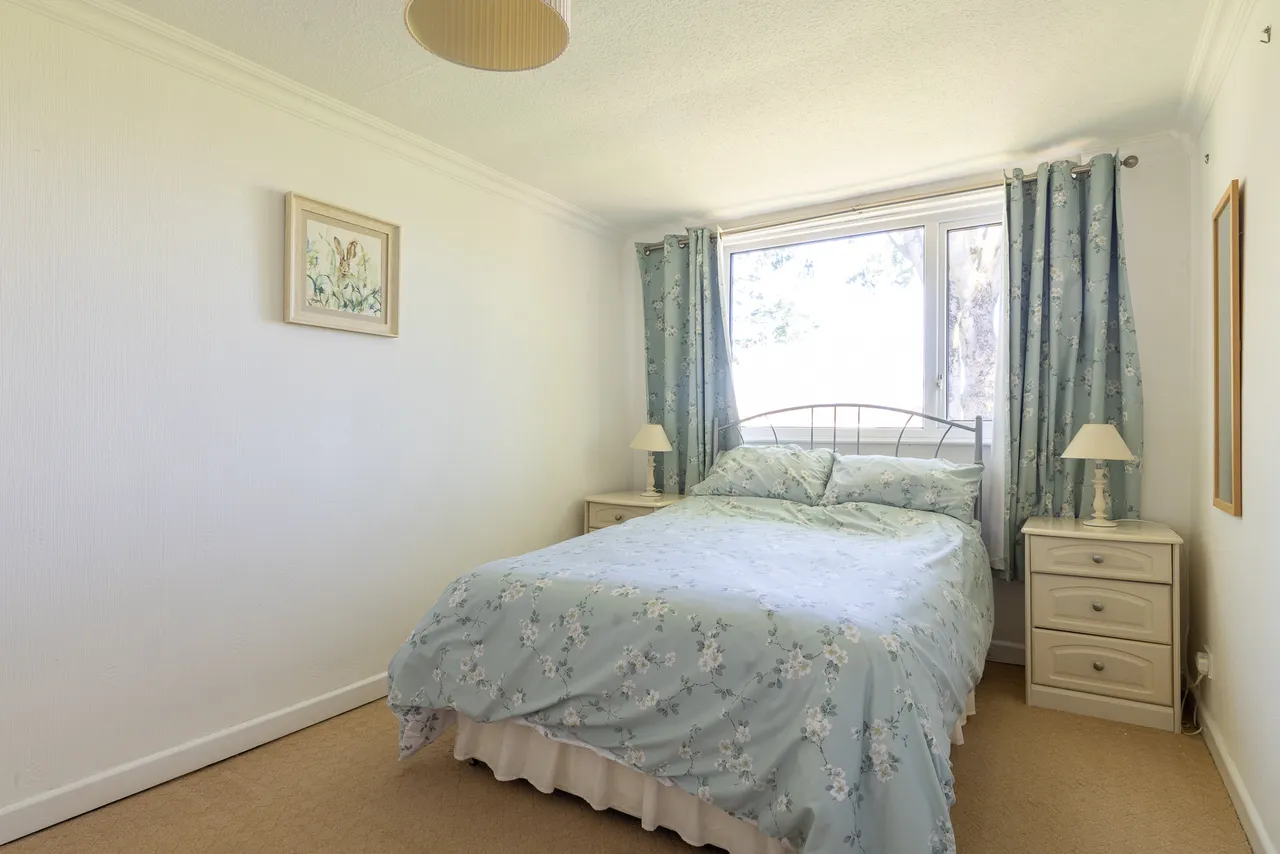 Manor Close, Garswood, WN4, photo 15