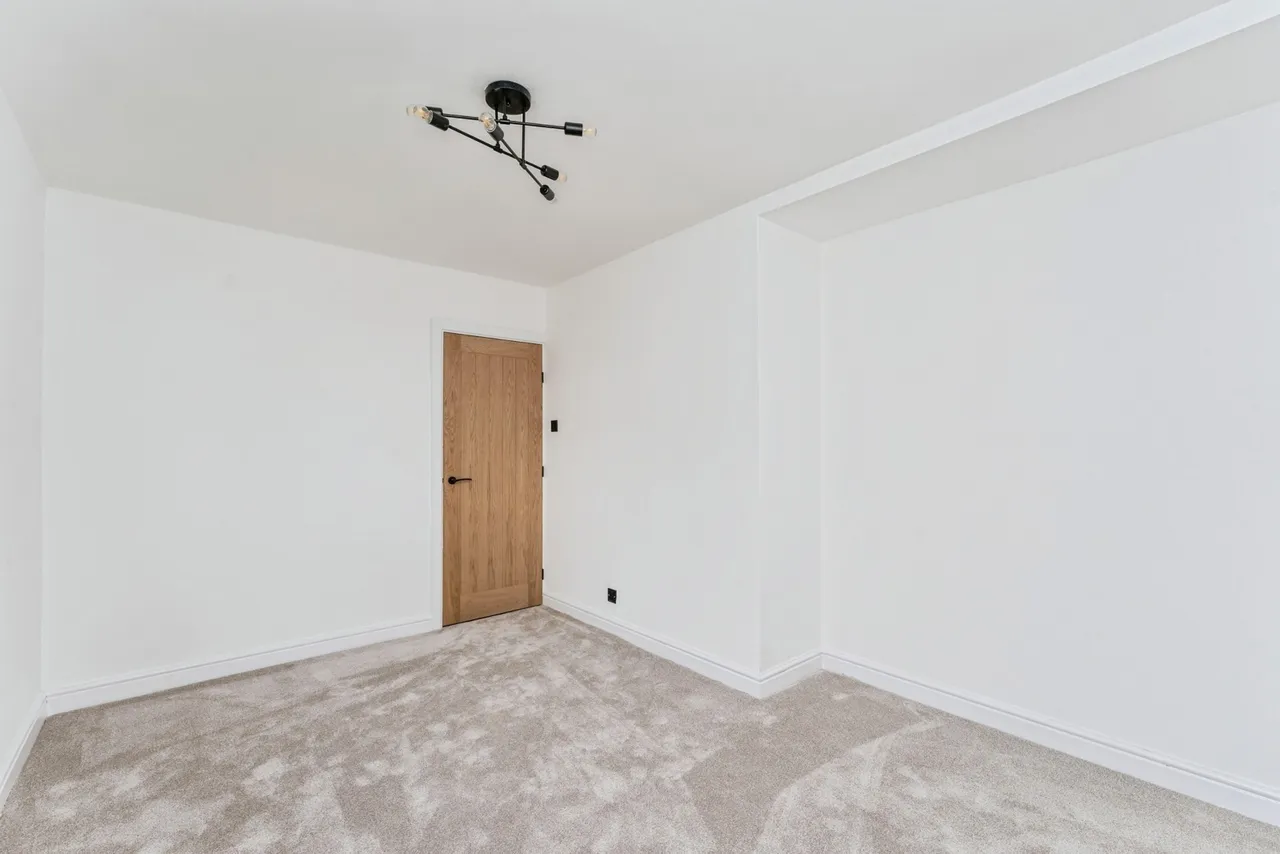 Milton Road, Ellesmere Port, CH65, photo 18