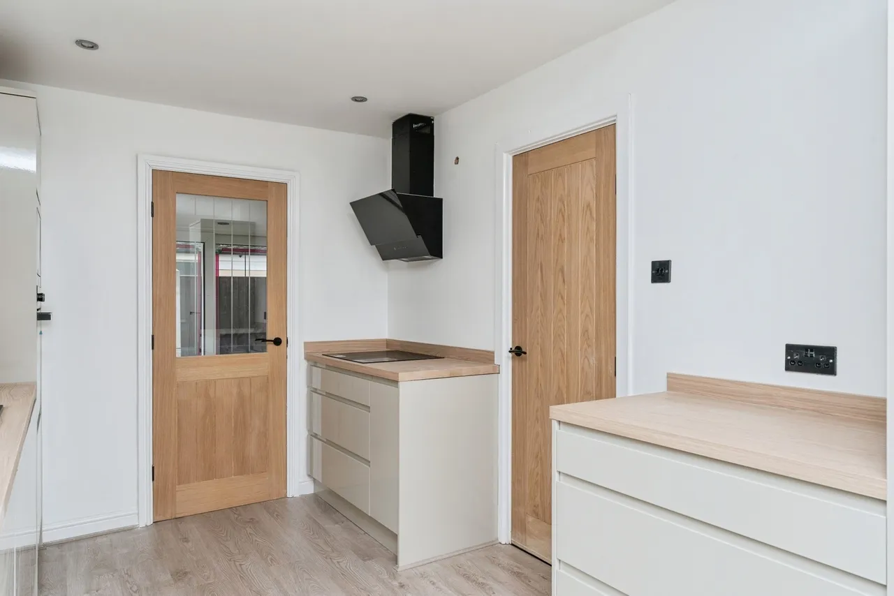 Milton Road, Ellesmere Port, CH65, photo 8