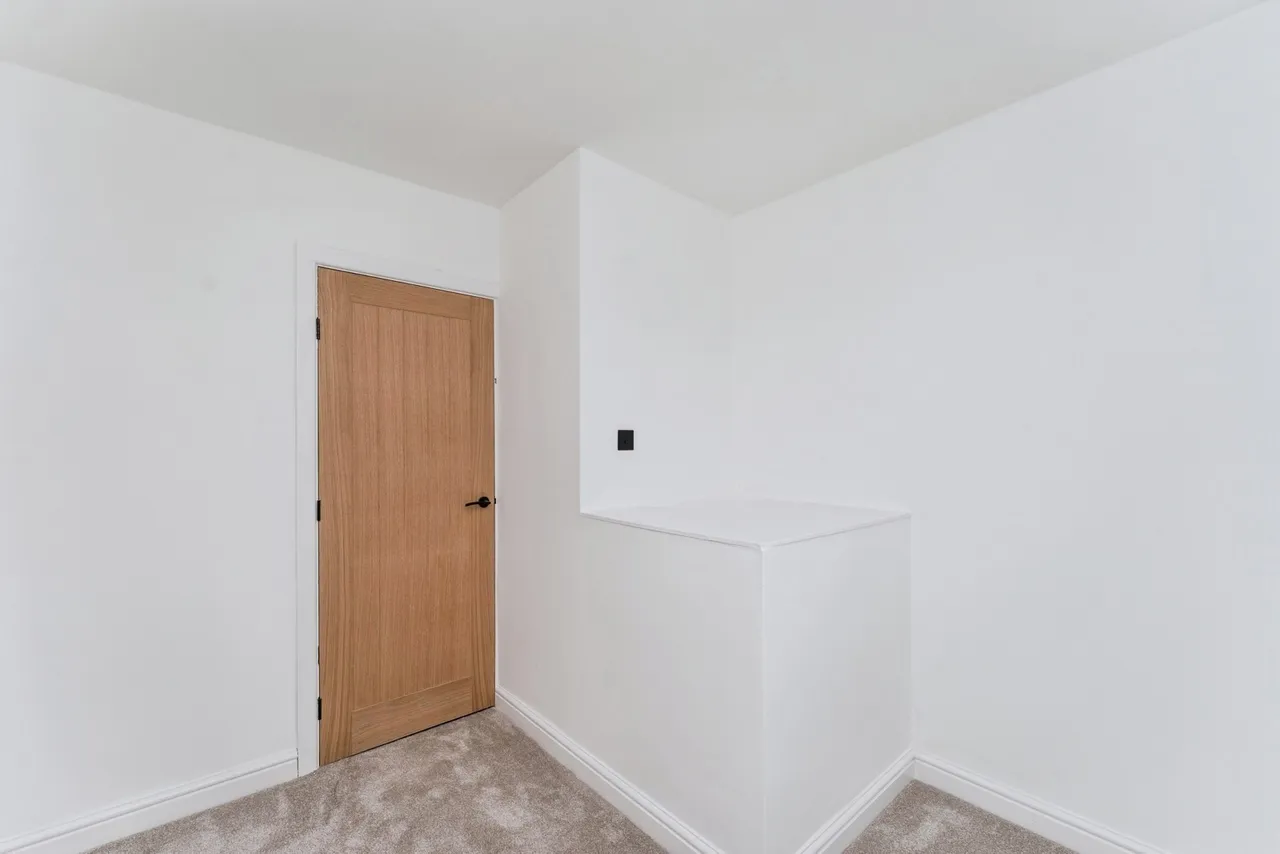 Milton Road, Ellesmere Port, CH65, photo 21
