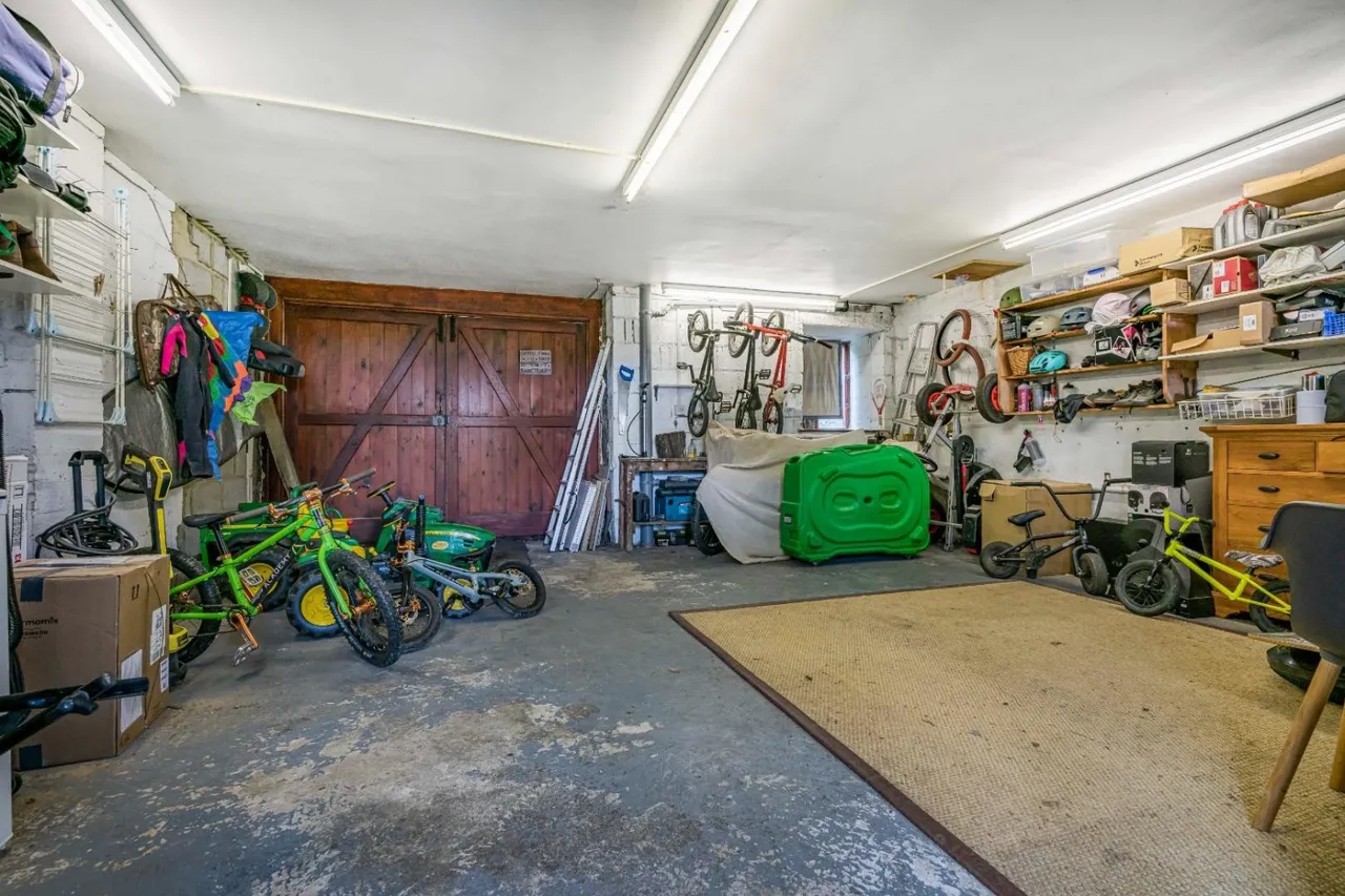 Horseshoe Barn, Calton, BD23, photo 33