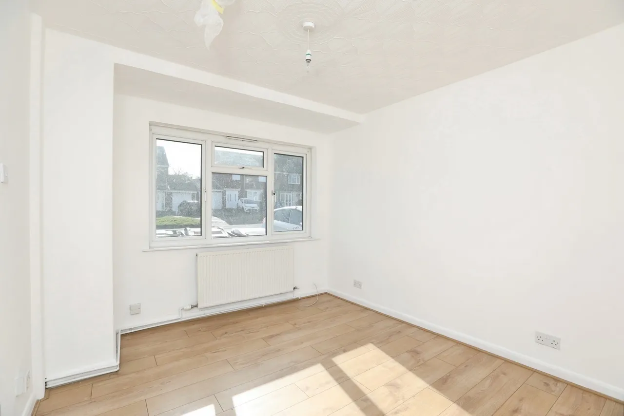 Cambridge Road, Sittingbourne, Kent, ME10, photo 3