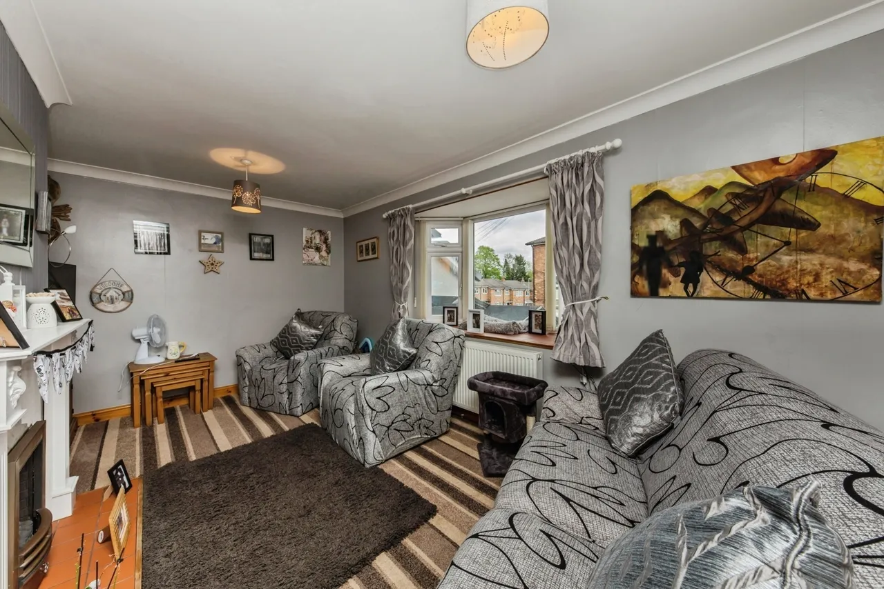 Ivymeade Close, Macclesfield, Cheshire, SK11, photo 5