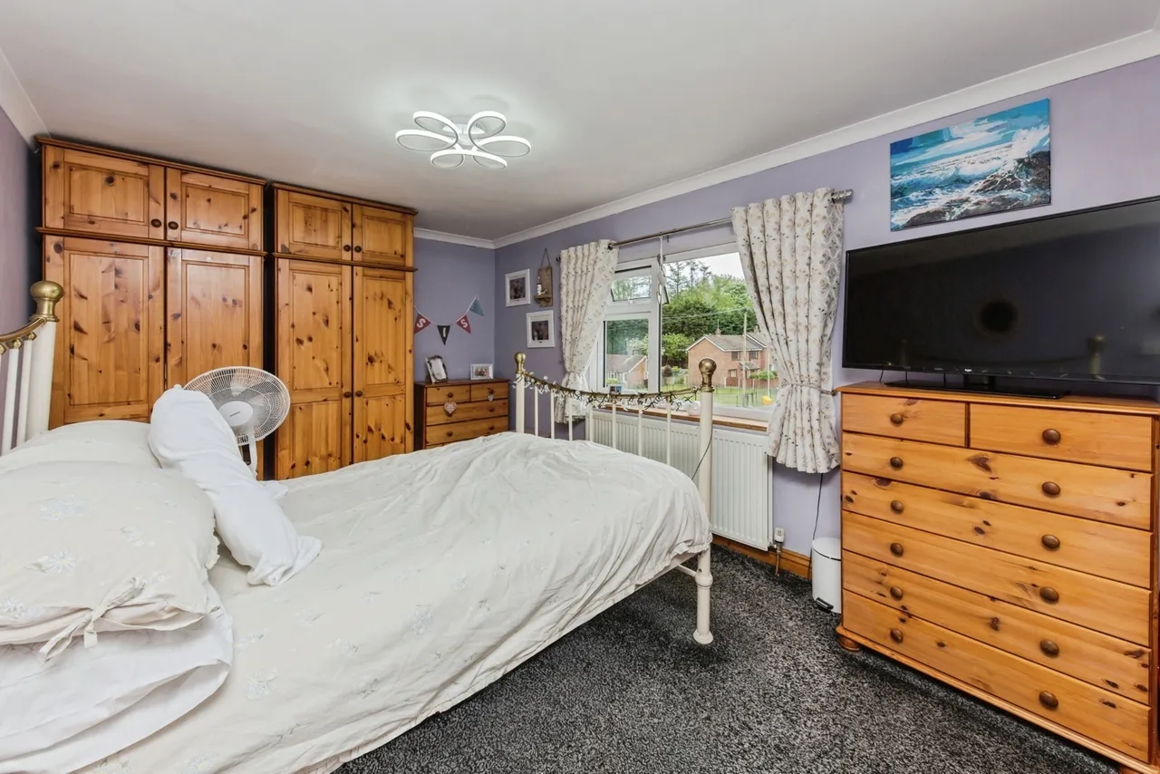 Ivymeade Close, Macclesfield, Cheshire, SK11, photo 8