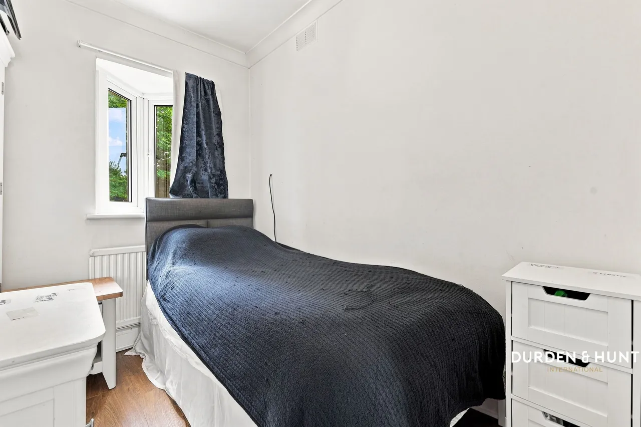 Main Road, Romford, RM1, photo 12